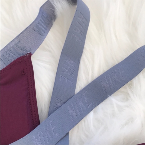 🌸 Nike sports bra 🌸 - Picture 4 of 4